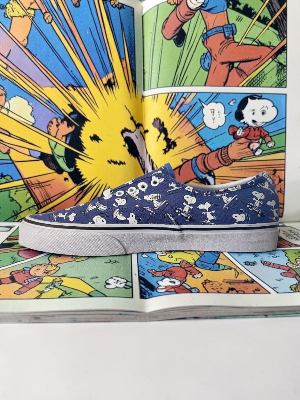 Vans Authentic x Peanuts Snoopy Skateboarding Mens Shoe Size 11.5 Blue/White NEW - Picture 2 of 9